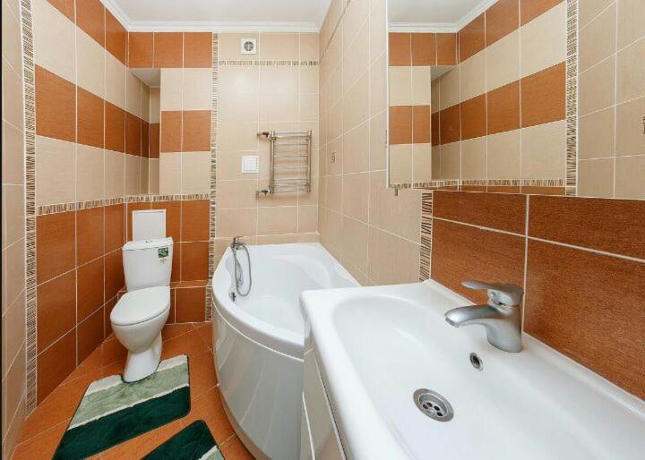 северное сияние 34 этаж Apartment Astana